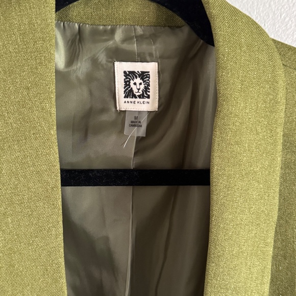 Anne Klein Olive Green Blazer - Size M - Picture 2 of 4